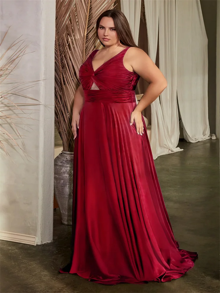 Hot Selling Plus Size Sweetheart Neckline Satin Bridesmaid Dress Elegant Open Back Zipper Sweep Train Gowns For Wedding Guests