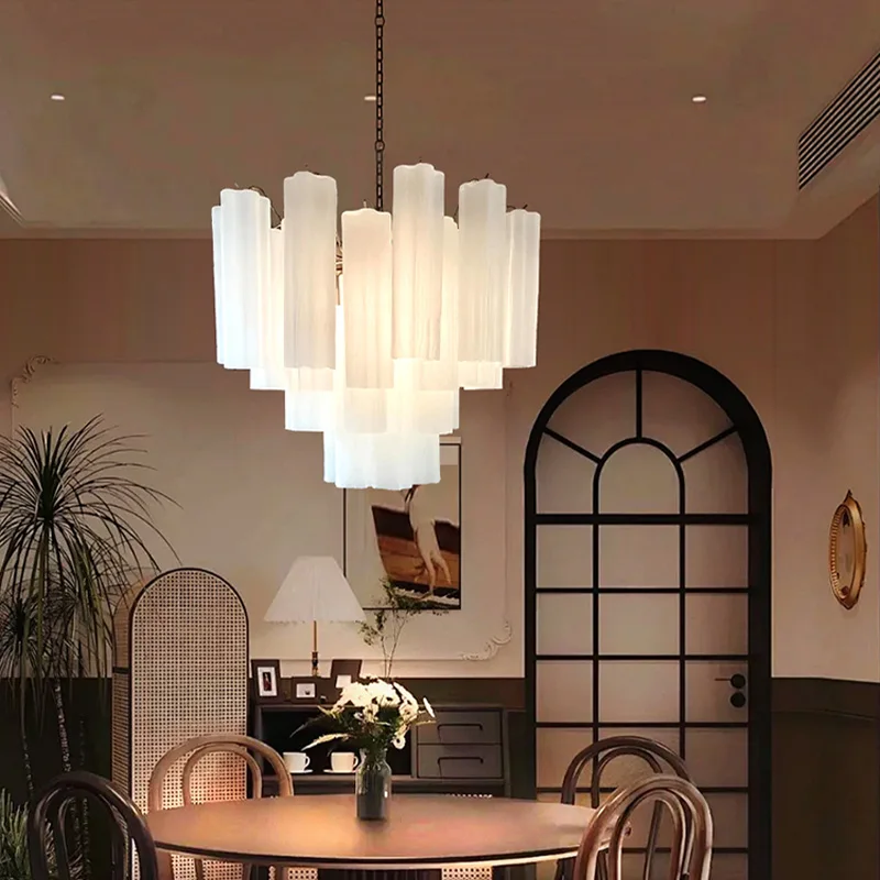 Moderner Wohnzimmer-Kronleuchter mit langem Glasanhänger für Bar-Deckendekoration, verstellbare Anhängerkette, Heimdekoration