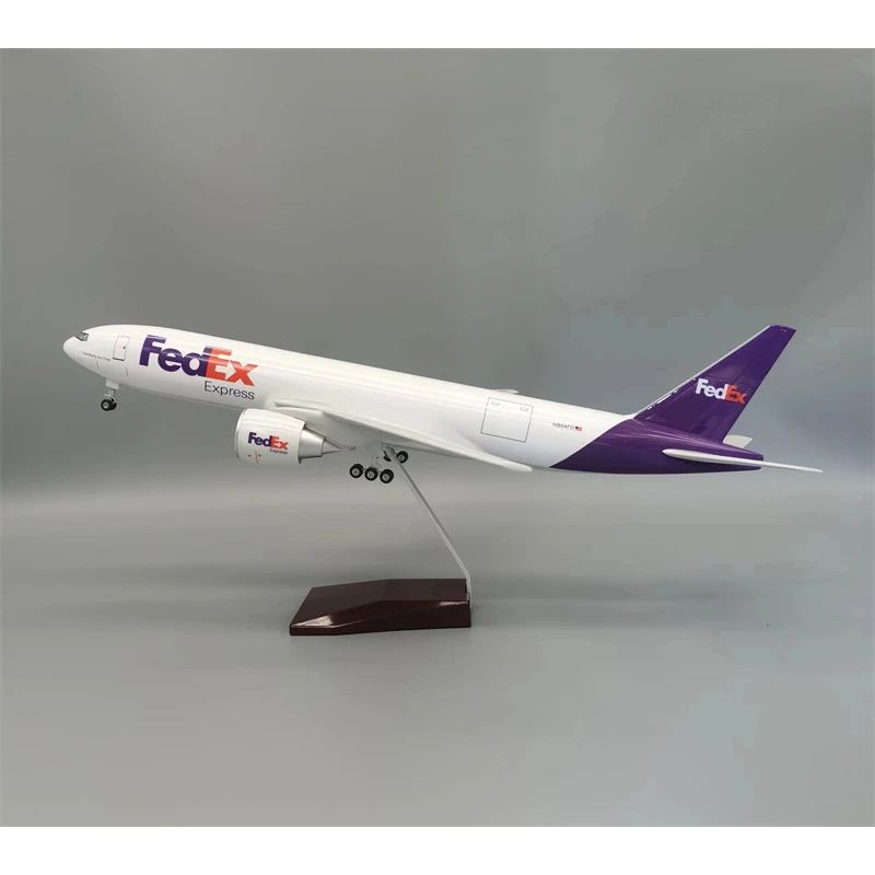 

47CM 1/135 Scale B777-200 Aircraft FedEx Cargo Airlines Model Toy With Wheel Landing Gear Diecast Resin Plane Collection Display