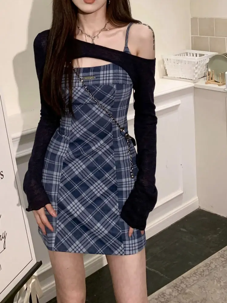 Checkered Suspender Dress for Women's Summer New Sweet and Spicy Slimming A-line Buttocks Short Skirt