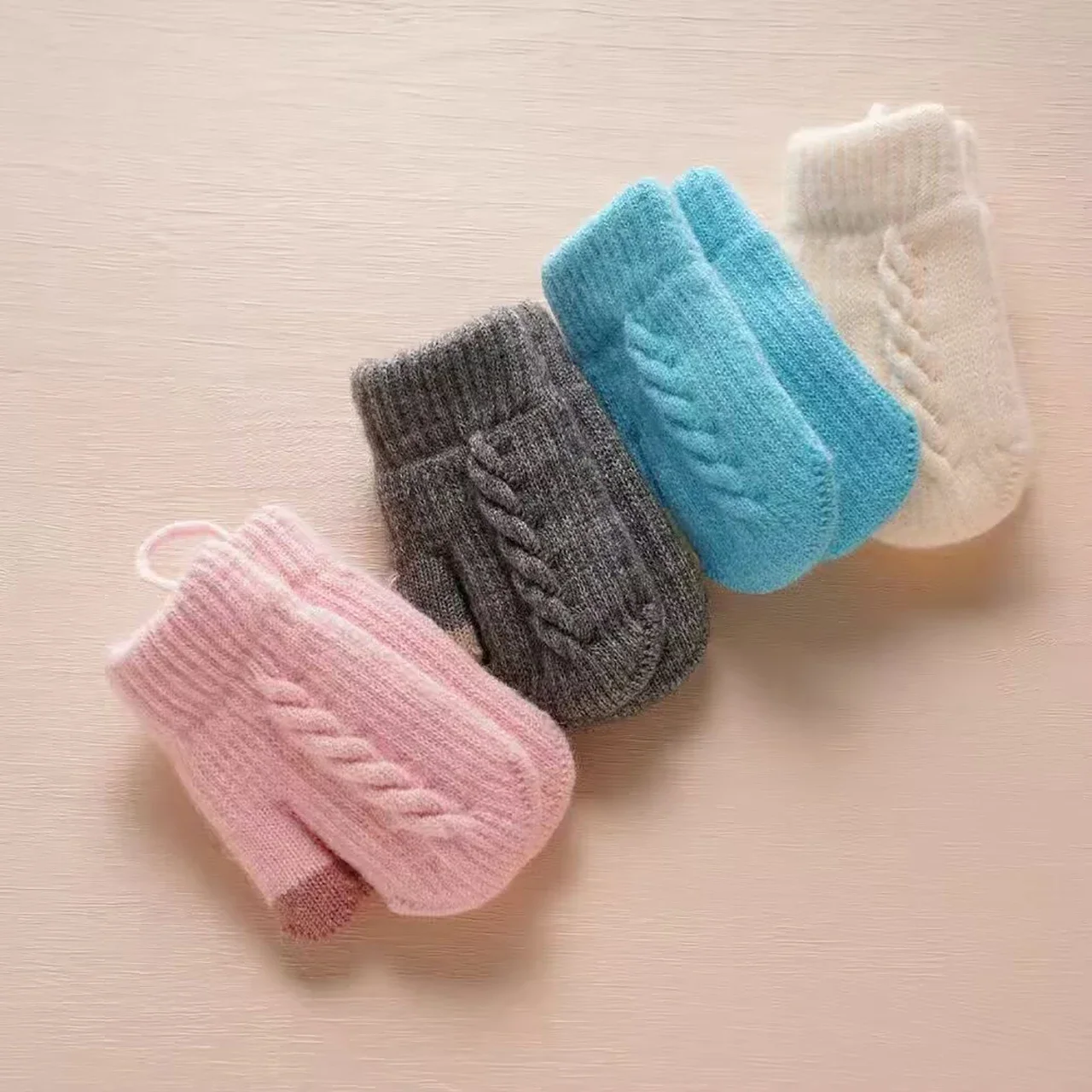 Winter Warm Knitted Baby Gloves Outdoor Windproof Toddler Kids  Fingerless Mittens With Rope