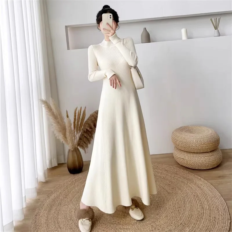 Gaun Sweater Panjang Wanita Baru yang Elegan Musim gugur Musim dingin Busana Hangat Setengah Kerah Tinggi Kerah Panjang Ramping Gaun Rajutan Ramping Gaun Aprikot