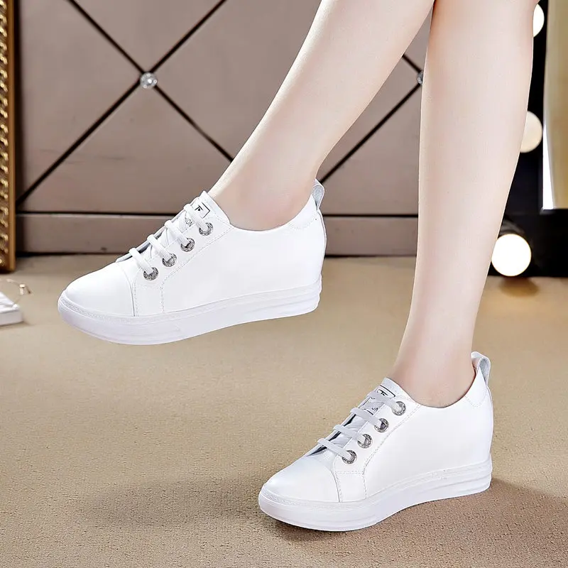 

Spring and Autumn New Lace Up Casual Sneakers 7cm Fashionable Thick Bottom Comfortable Flat Bottom Running Suumer Women's Shoes