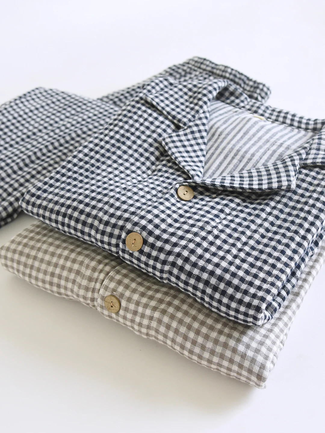 メンズシンプルチェック柄長袖長ズボンパジャマセット綿ガーゼ襟ホーム服秋冬春四層