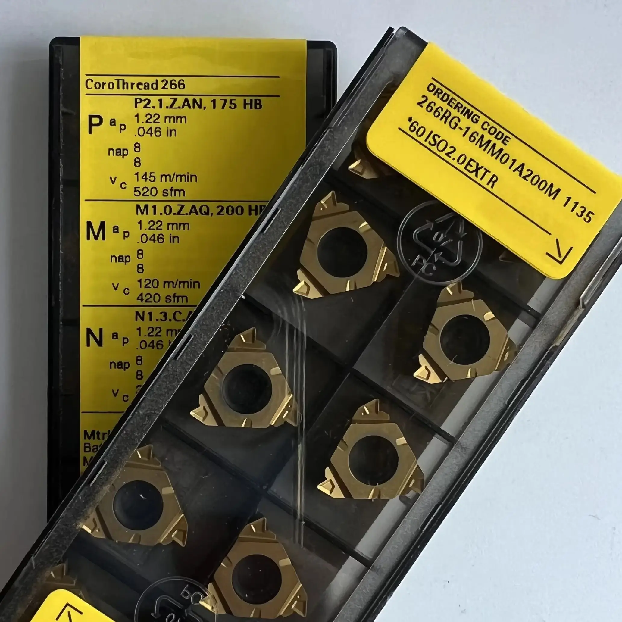 

266RG-16MM01A200M 1135 Original Turning blade