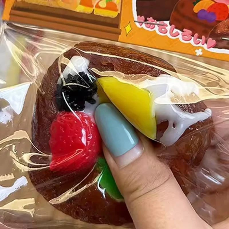 Jouet à presser pour gâteau, petit gâteau, boule anti-Stress, simulation douce, jouet de gâteau d'anniversaire, activités sensorielles à montée lente pour anniversaire Holida