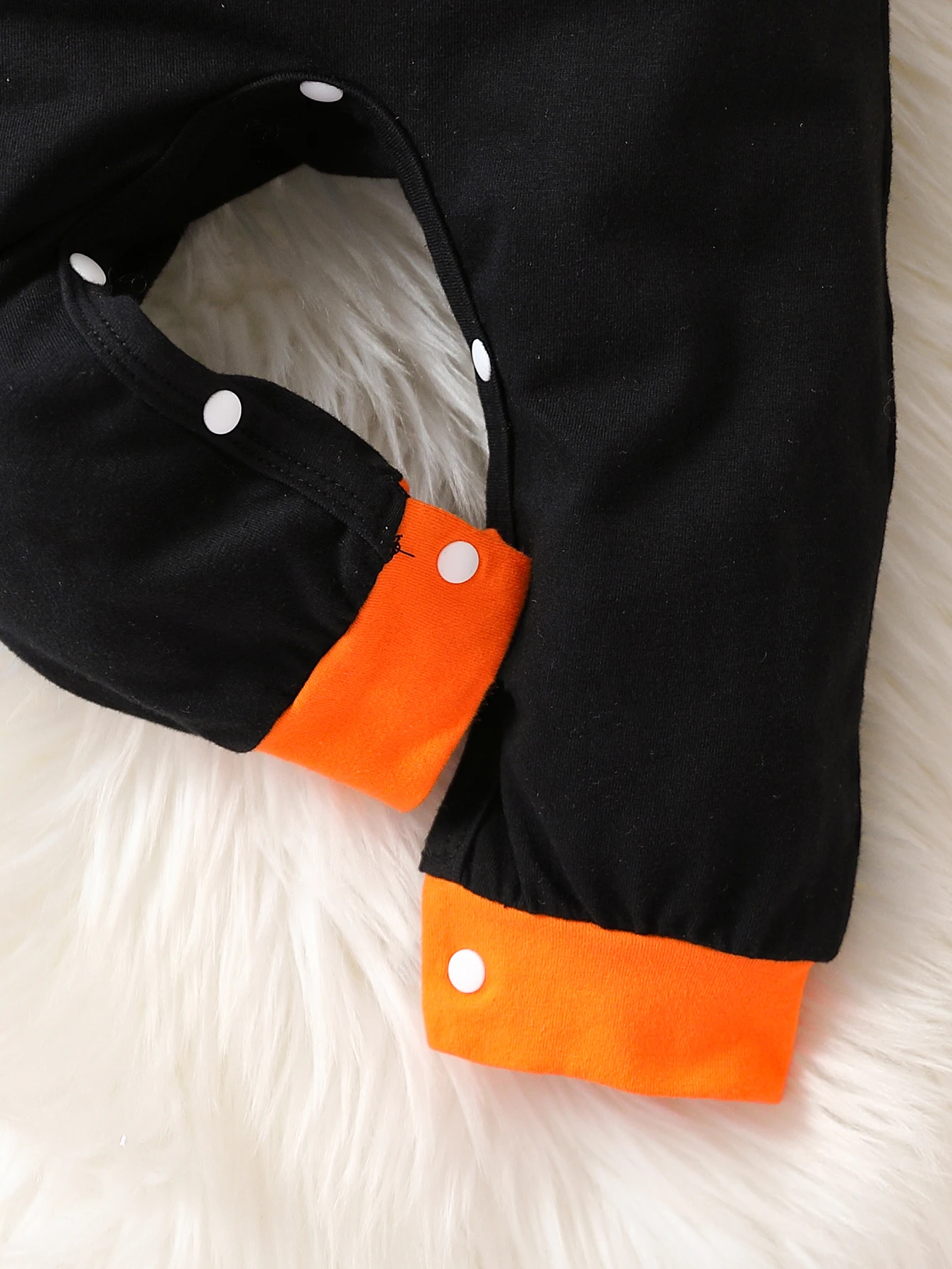 1 Stück Baby-Halloween-Strampler 2026, „Mein erstes Halloween“ Langarm-Strampler mit Kürbis-Geister-Print, Niedliches Krabbel-Outfit für Kleinkinder – Detail 5