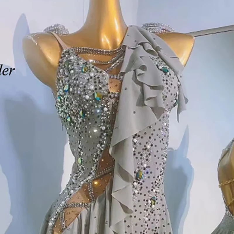 Concorso di danza latina Gonna multistrato per torta personalizzata di fascia alta da donna Cha Cha Performance Abito in costume con strass