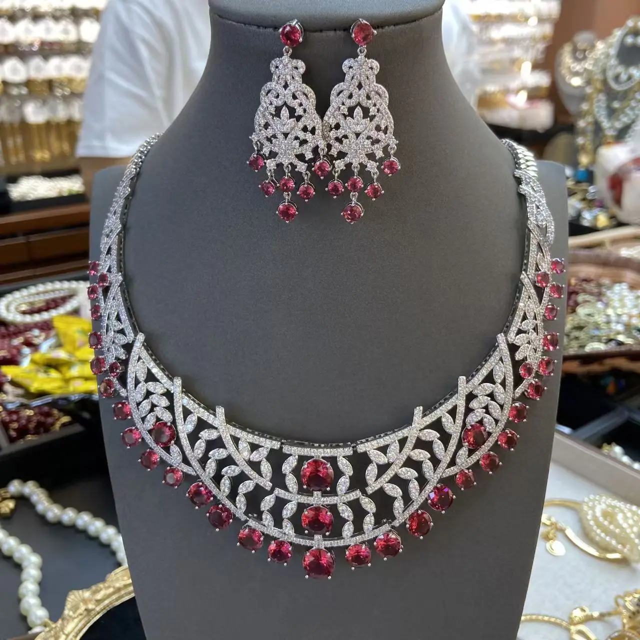 

New Luxury Red White Zircon Necklace 925 Silver Needle Tassel Earrings Two-Piece Set Noble Woman Jewelry Set High-Quality