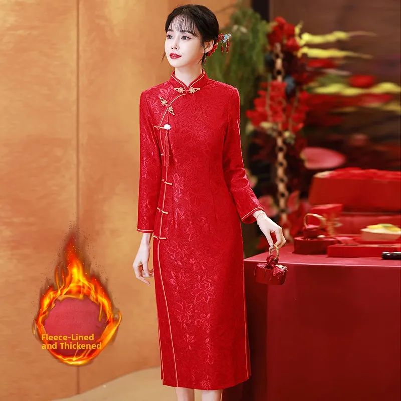 2026 New Style Frock Coat Red Velvet Thickened Winter Flag Robe for Women Returning Home from Marriage Invitation Miss Ceremony