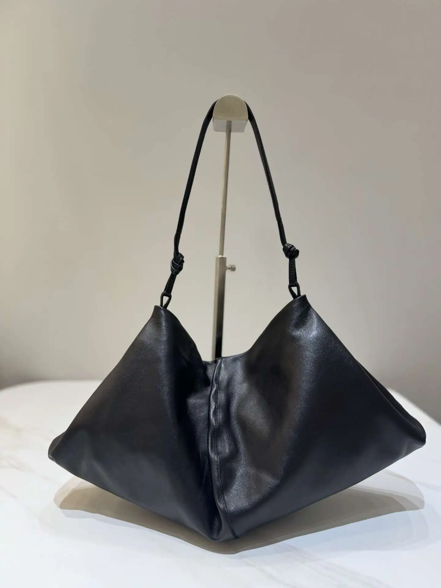 2025 New Genuine Leather Hobo Bag - Women's Large Tote Shoulder Purse, Soft Sheepskin Crossbody, Office Commuter Handbag