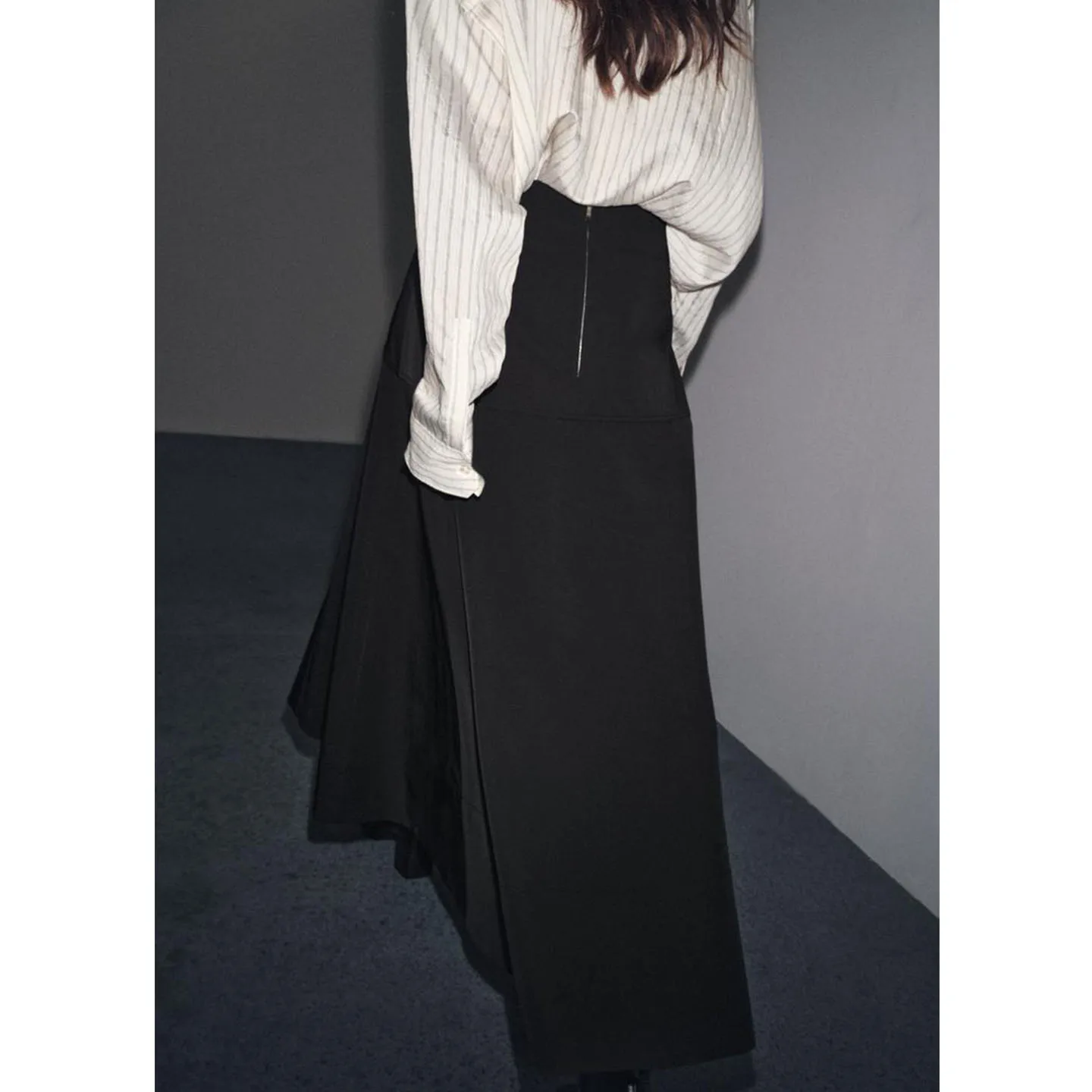 Asymmetrische rok met brede zoom en middentaille met riem Herfst 2025, Faion-gelaagde damesrokken Ci Walk Polyestervezel Taille A-lijn...