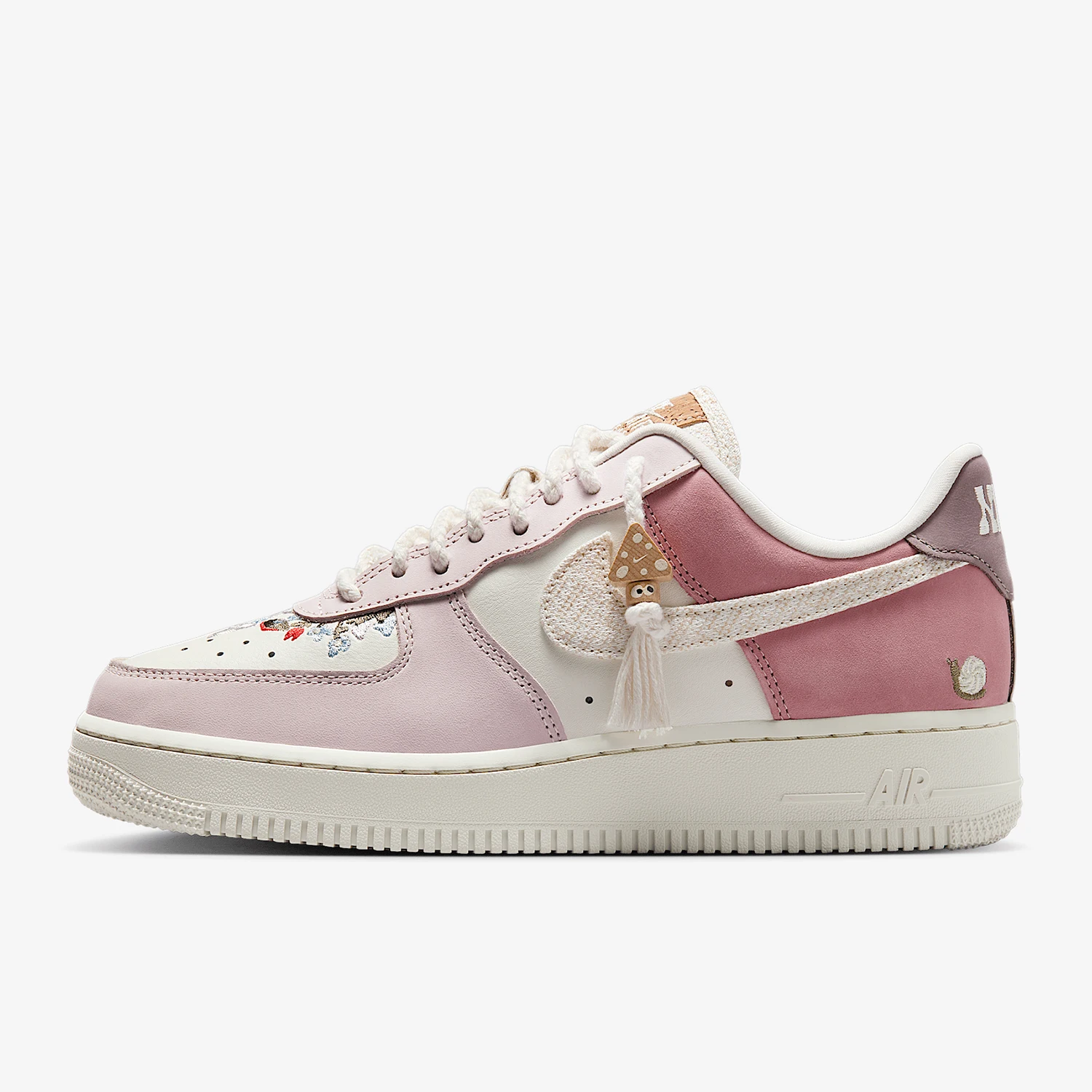 

Nike Air Force 1 Low Wmns Stylish Versatile Non-Slip Durable Low-Top Sneakers Women's Pink And White Casual Sneakers IB8874-111
