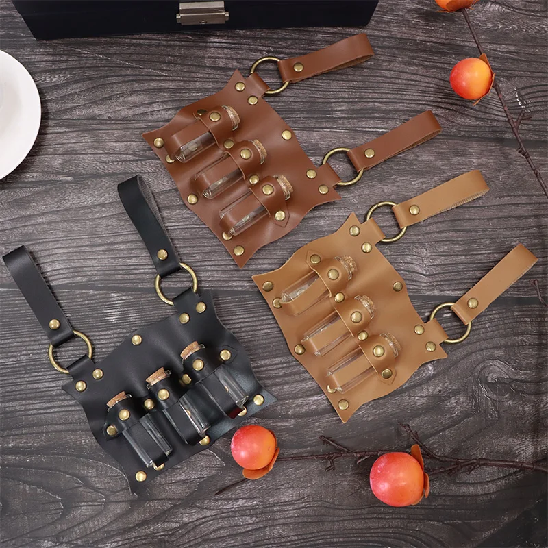 1 Juego de tres botellas mágicas para almacenar agua con correa para colgar, hechas de material PU, decoración de escena de fantasía medieval punk, 3 fundas de cuero para botellas de poción con corcho que se pueden colgar en el cinturón, accesorios de disfraz para escenario de cosplay, perfectas para decoraciones de fiestas y festivales, la elección perfecta para atuendos retro.