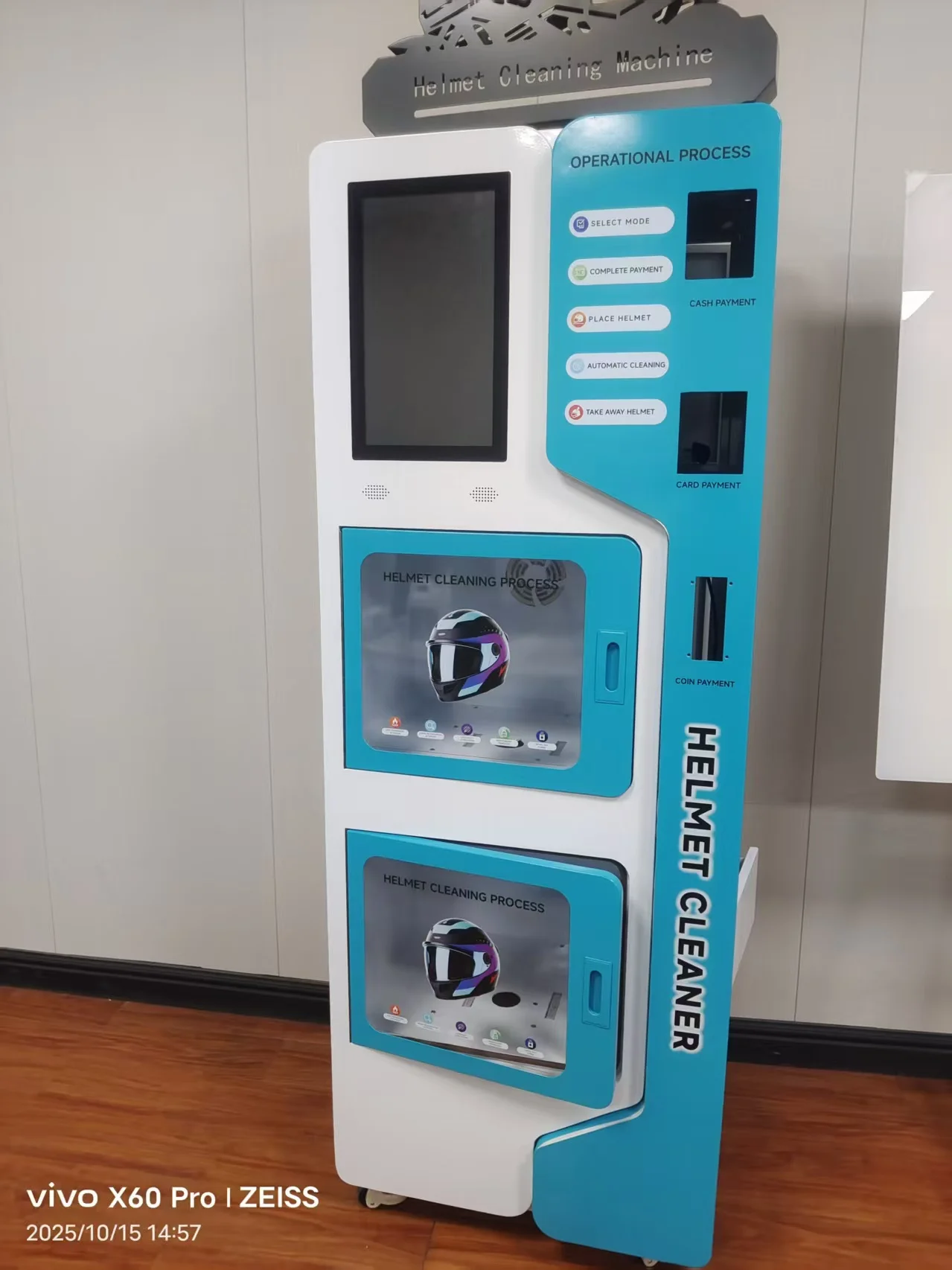 Outdoor Motorcycle Helmet Washer Automatic Dry Cleaning Deodorant Thermoelectric Cooling System 1 Year Warranty