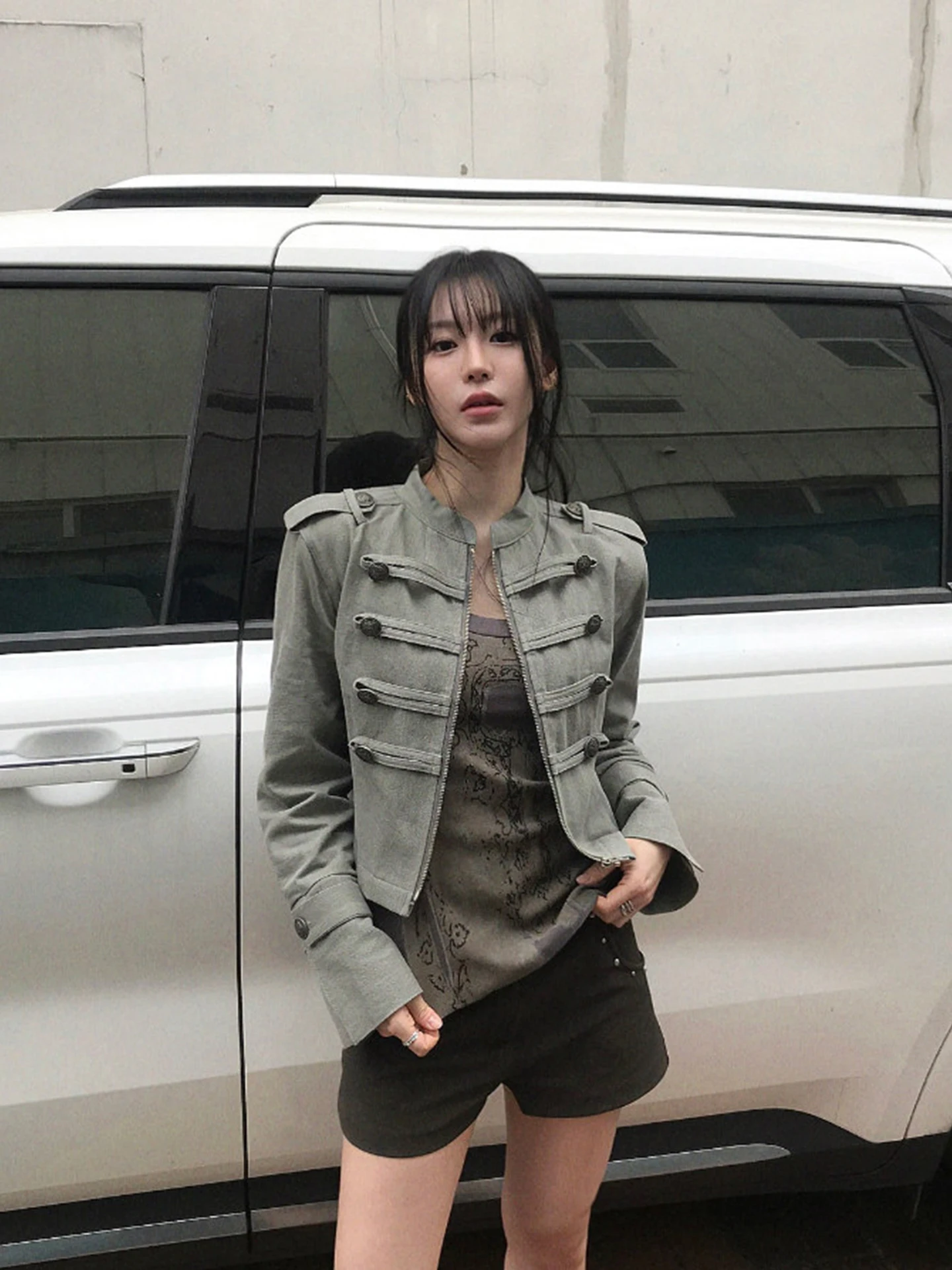Chic Autumnal Vintage Button Decorated Loose Long Sleeve Workwear Jacket Short Outerwear for Women Korean Style Polyester Fiber