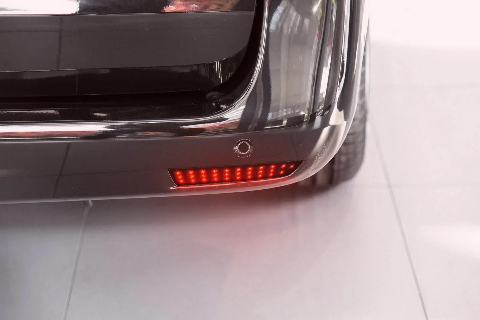 ANGRONG Black Lens LED Rear Bumper Reflector Brake Stop Light For Mercedes Benz W447 Vito V-Class 14-19