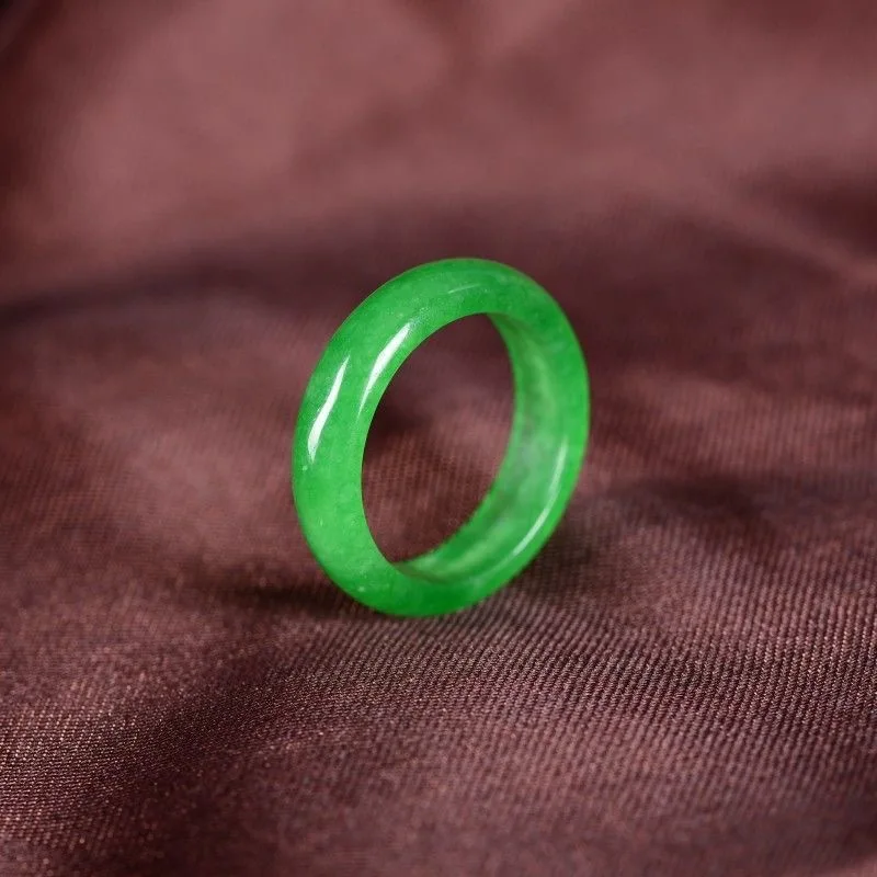 Quartzite Jade Ice Type Yang Green Pigment Ring for Men and Women