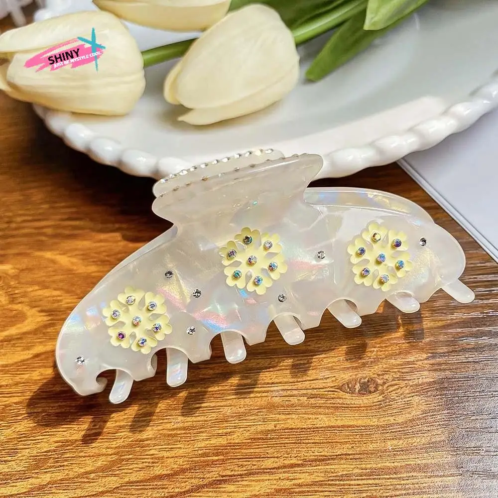 

Contrast Color Snowflake Shark Clip Rhinestone Korean Style Iridescent Hair Claw 10CM Waterproof Acrylic Hair Claw Daily