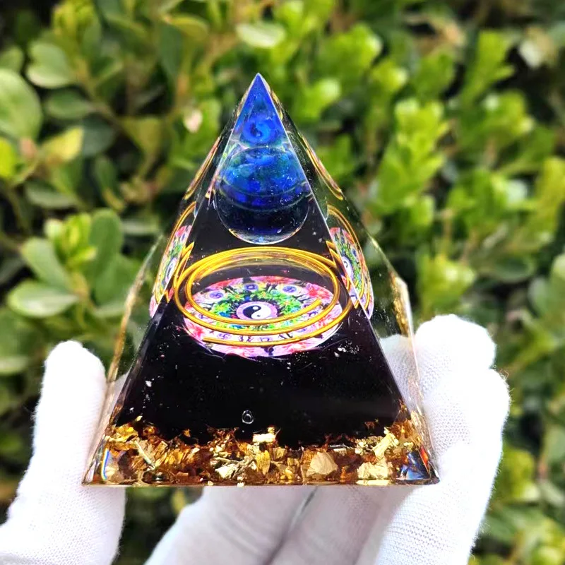 Pyramid Crystal Gravel Epoxy Resin Home Desktop Handmade Ornaments Gift Auspicious Feng Shui