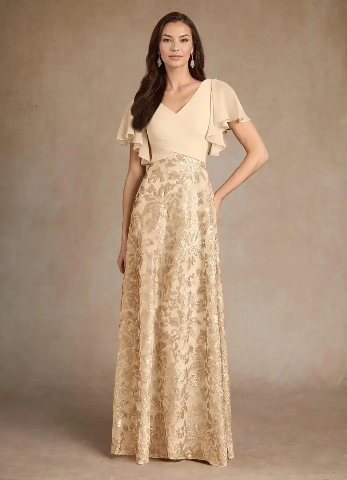 

Women's A Line Short Sleeve Lace Applique Mother of The Bride Dresses V Neck Pleated Formal Dress