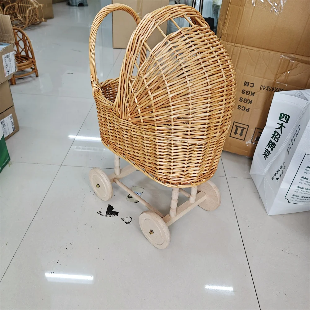 Cochecito con ruedas para niño y niña, carrito de juguete, accesorios de fotografía para bebé, tejido de sauce hecho a mano