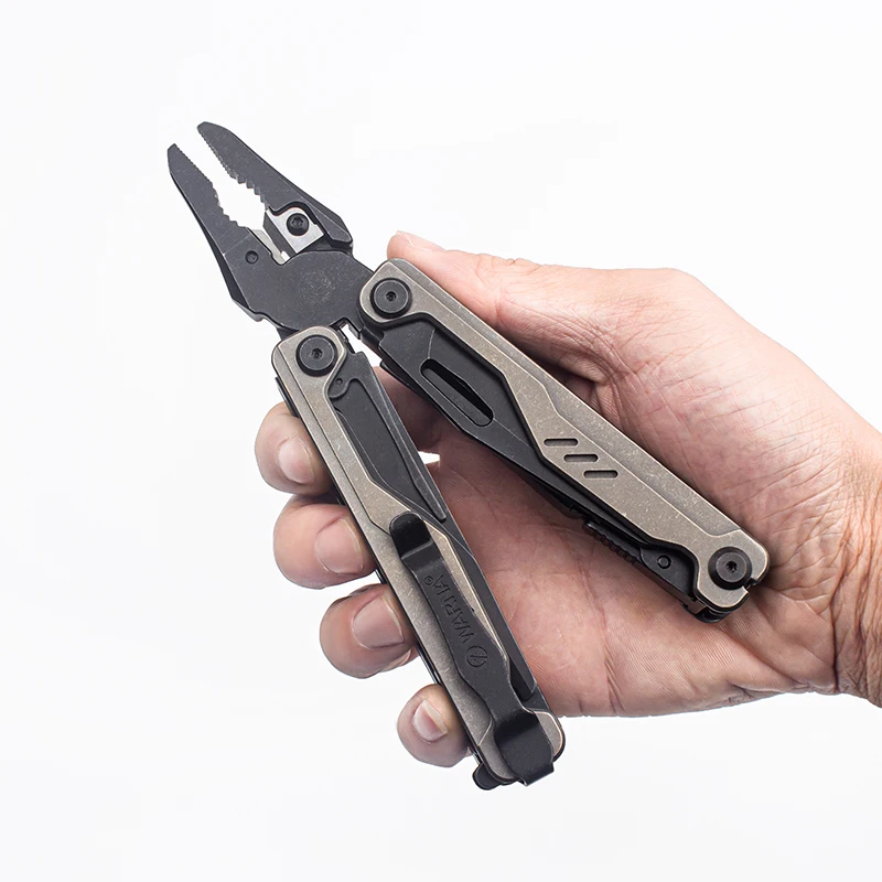 

WARNA multi functional pliers CNC machining high-strength body outdoor equipment vehicle emergency scissors combination tool