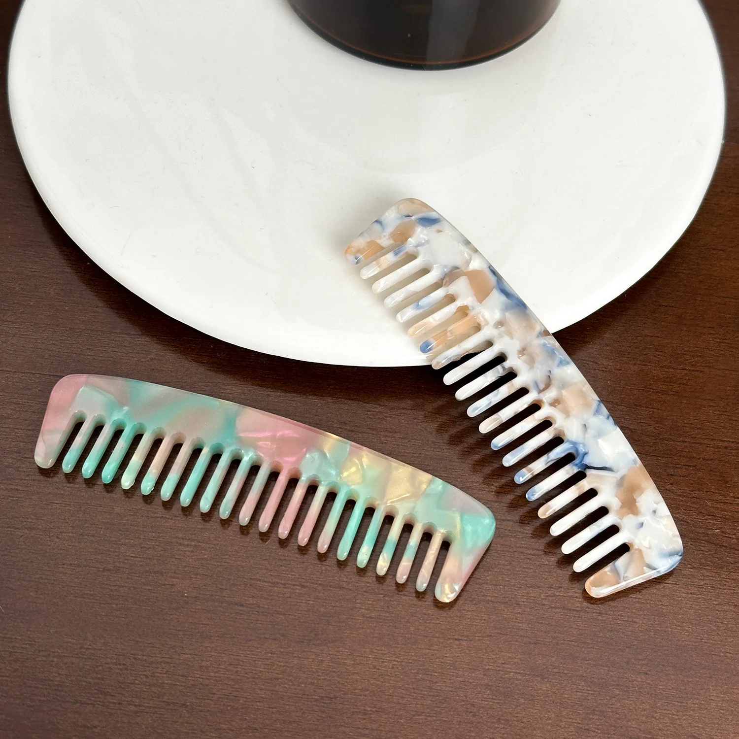 

1pc Korean Fashion Design Hair Comb Wide Teeth Acetate Hairdressing Comb Anti-static Massage Hairbrush Hair Styling Tools