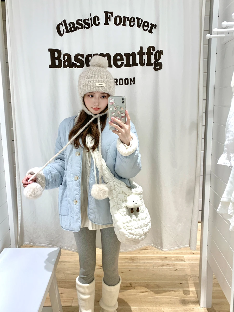 

Double-Sided Wear Cotton Lamb Fur Jaet Women's Winter Casual Sle Sea Salt Glacier Series Middle-Length Button Closure