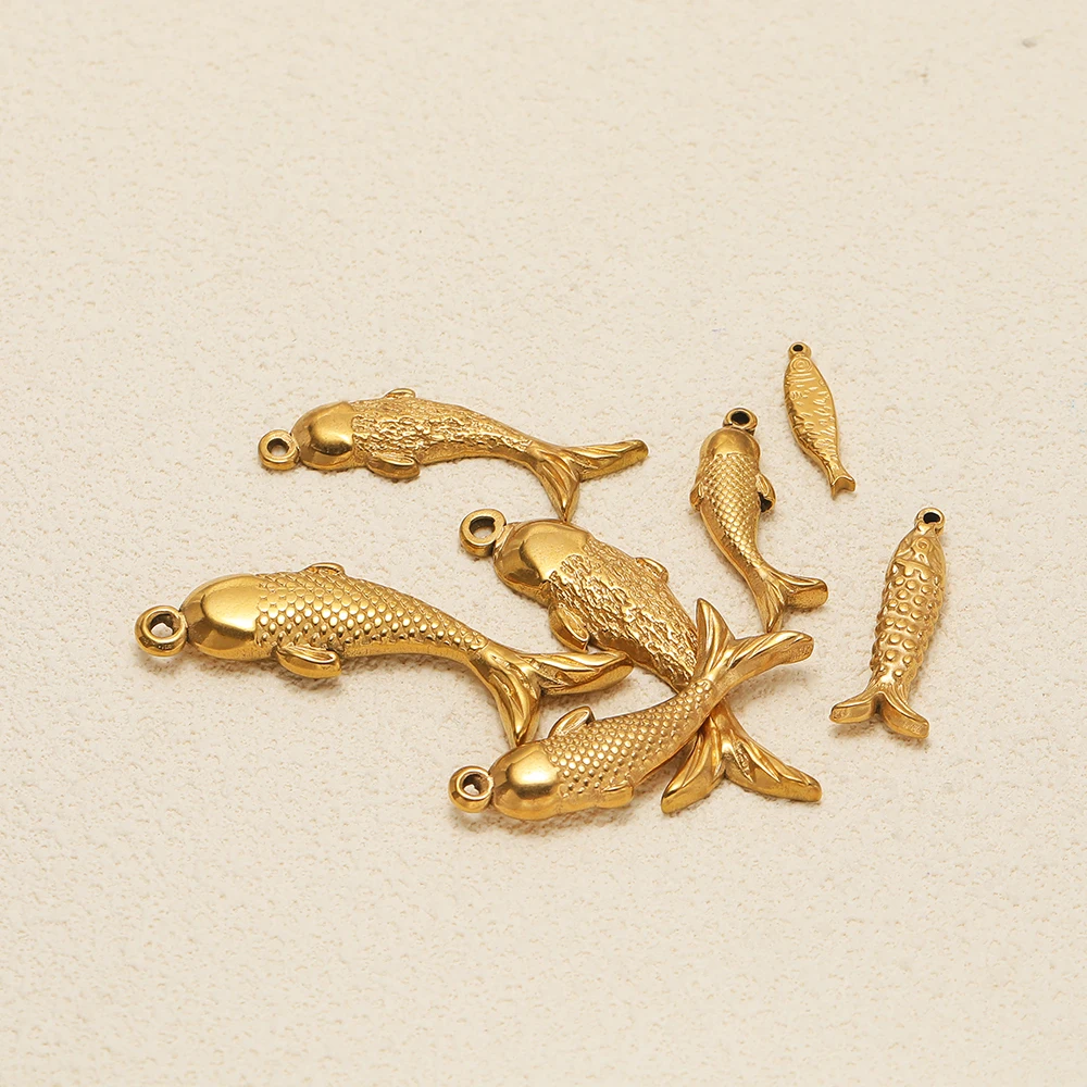 5 Stück Edelstahl-Fisch-Anhänger mit 18K Goldbeschichtung für DIY Kinderarmbänder, Ohrringe, Anhänger, süße Halsketten, Schmuckzubehör – Detail 3