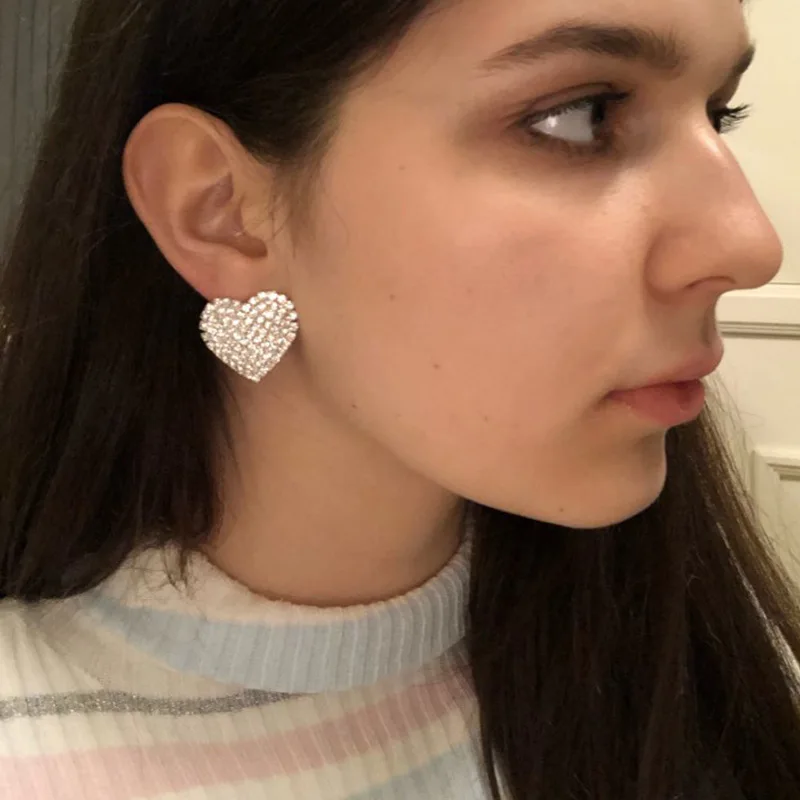 cross-border jewelry, shiny diamond love earrings, cute little fresh and sweet peach heart earrings.