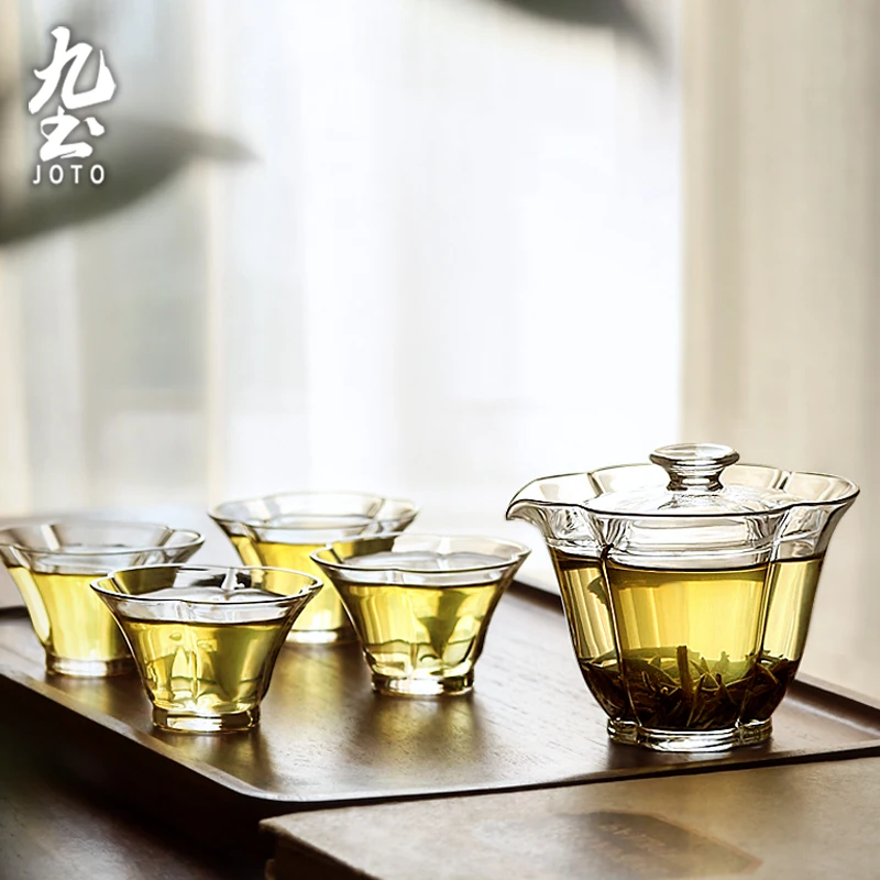 

JOTO Elegant Gift Choice Italian Glass Petal Gaiwan Easy to Use and Clean Tea Cup Set GWR0035