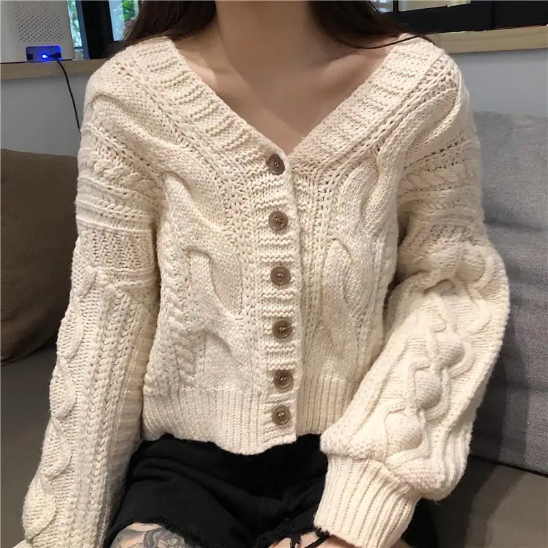 

Short Cardigan Sweater Women Ins Retro Loose V-neck Button Knitted Cardigan Spring and Autumn French Lazy Style Solid Color Tops