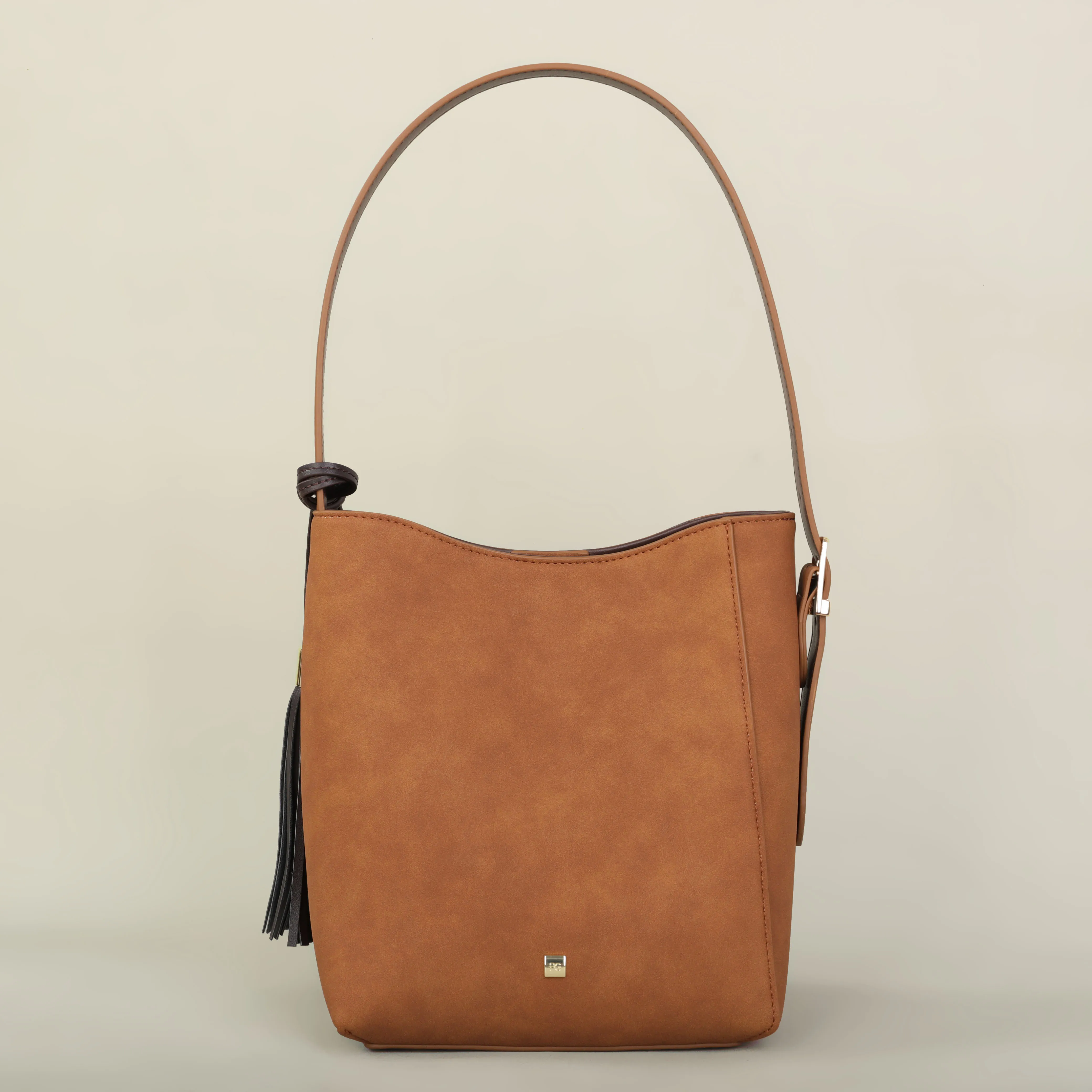 PG Leichte Nischen-Luxus-Schultertasche Neuestes Modedesign Hochwertige Minimalistische Elegante Strandtasche Ausverkauf – Detail 12