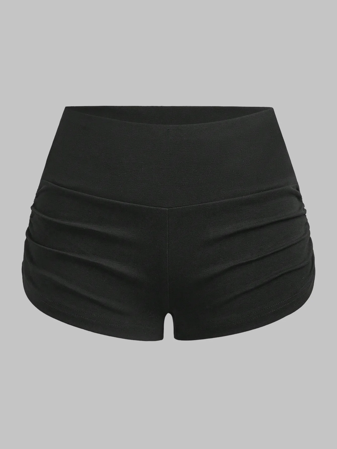 Simple black tight shorts, suitable for both inner wear in spring and summer and as outerwear.