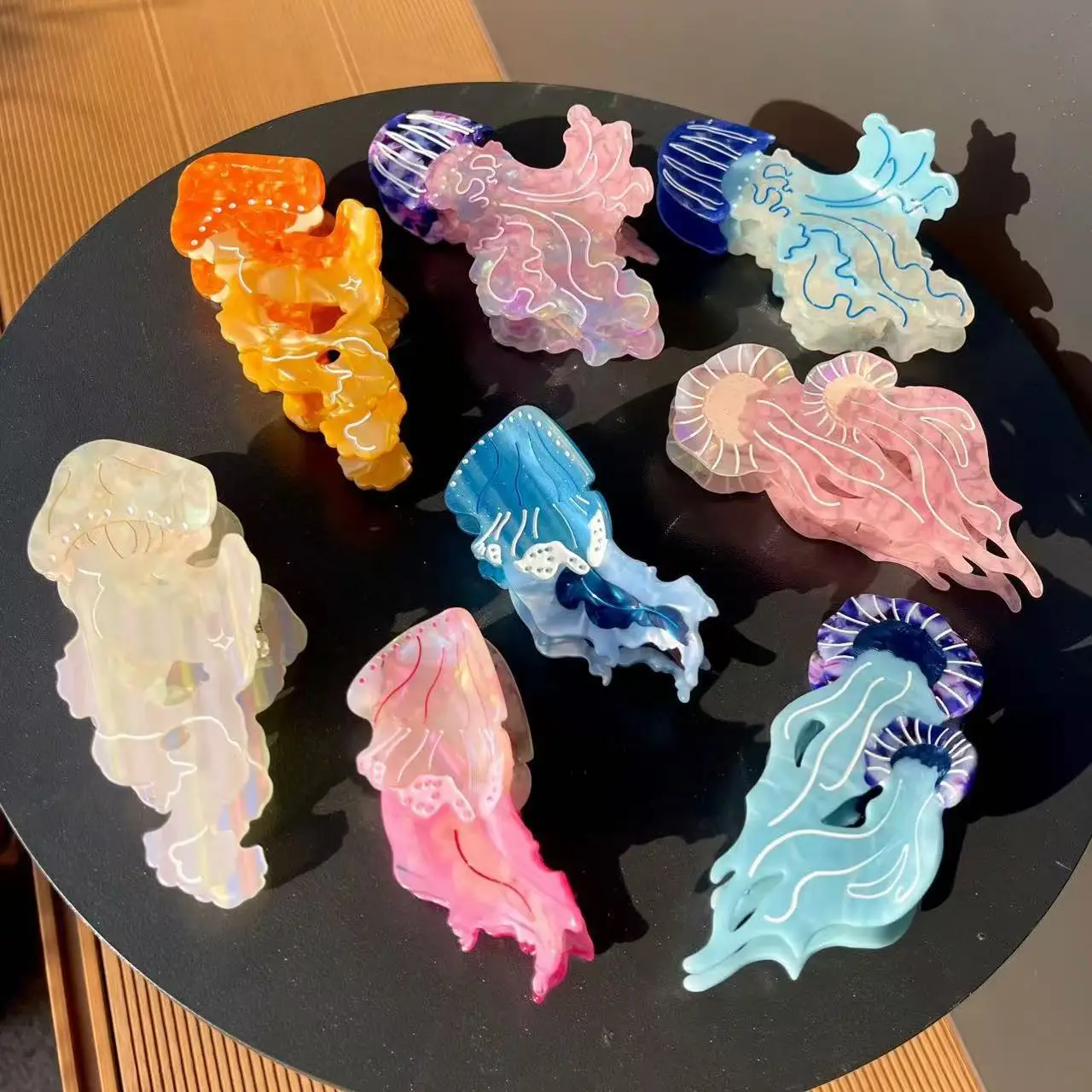 

Creative Jellyfish Hair Claw Ocean Animal Series Acetate Claw Clip Marine Crab Hair Clip Ins Trendy Hair Accessories for Women