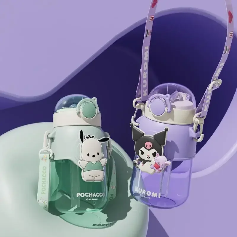 Sanrio Kuromi Copo de água transparente portátil, desenhos animados bonitos, Cinnamoroll My Melody, grande capacidade, presentes estudantis, 690ml