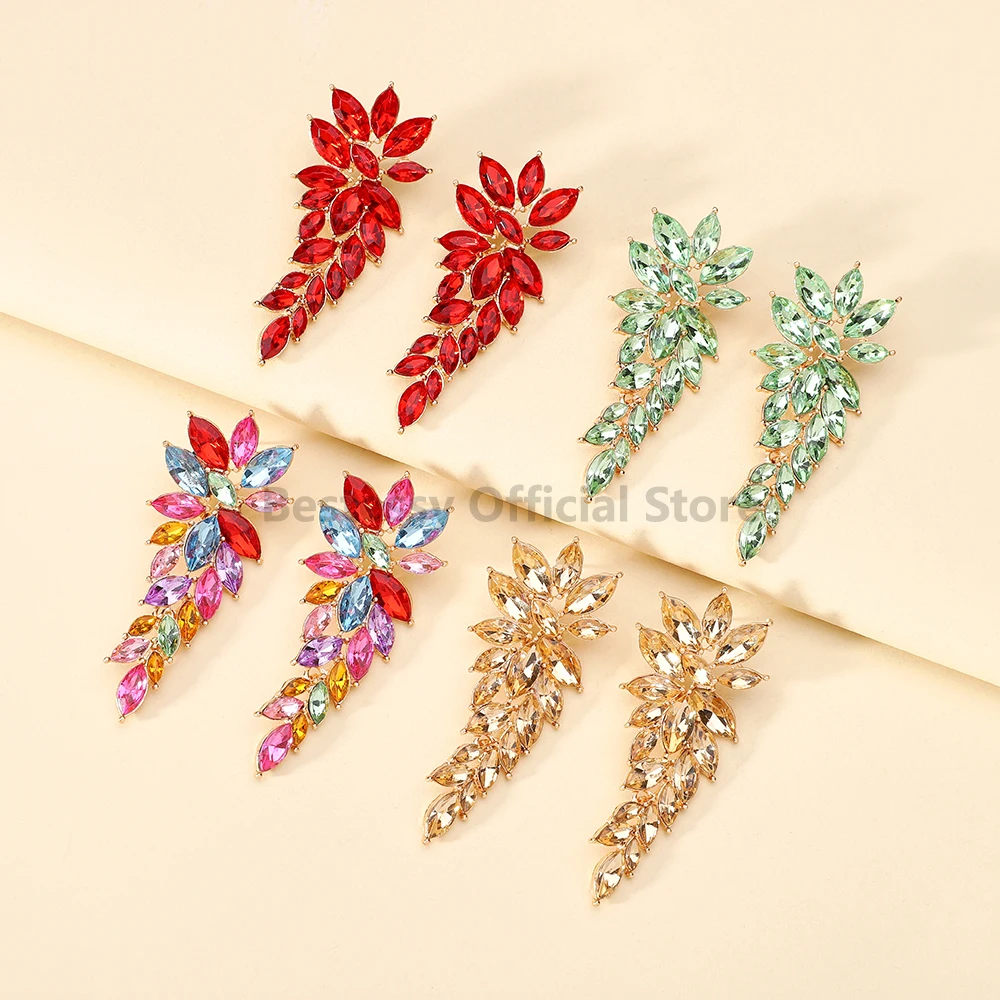 Unique Flower Design Sparkling Crystal Hanging Earrings For Women  Luxurious Charm Elegant Fairy Party Jewelry Accessories Gifts