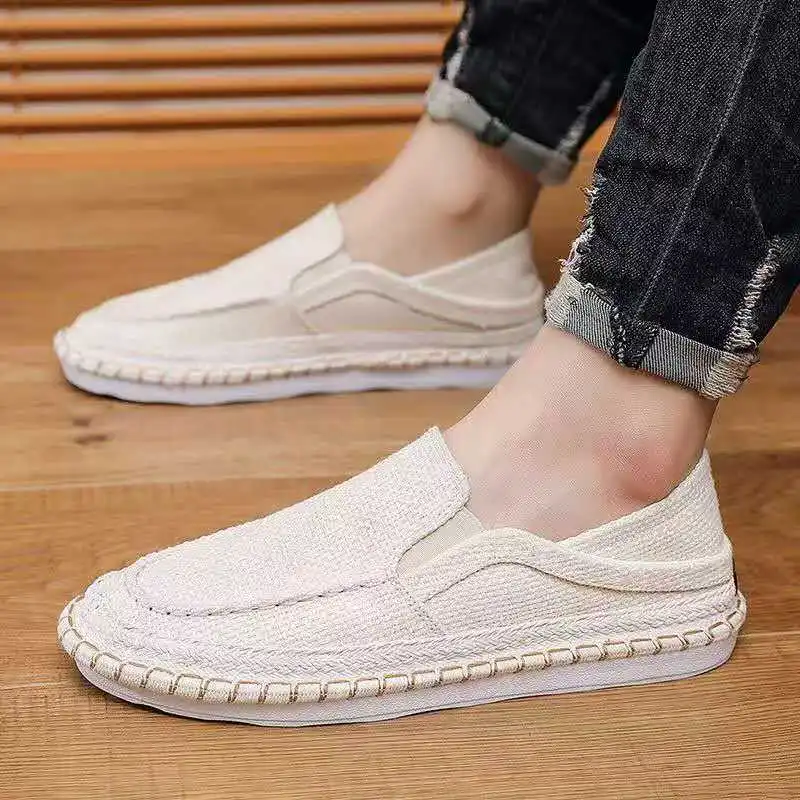 2026 Summer Linen Shoes for Men Retro Style Comfortable Breathable Casual Outdoor Leisure Flat Shoes with a Relaxed Fit