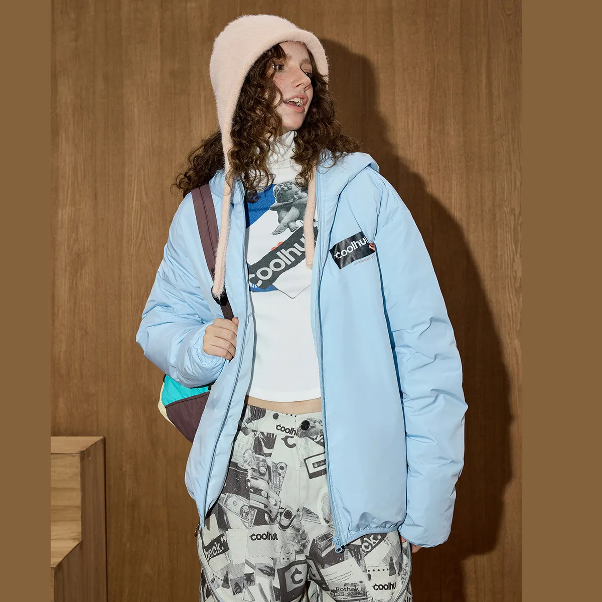 Coolhut 2025 الحد الأدنى مقنعين سترة منتفخة الشتاء 90% أسفل ملء معطف اليومي جميع الأغراض ملابس مريحة سحابة مثل الدفء