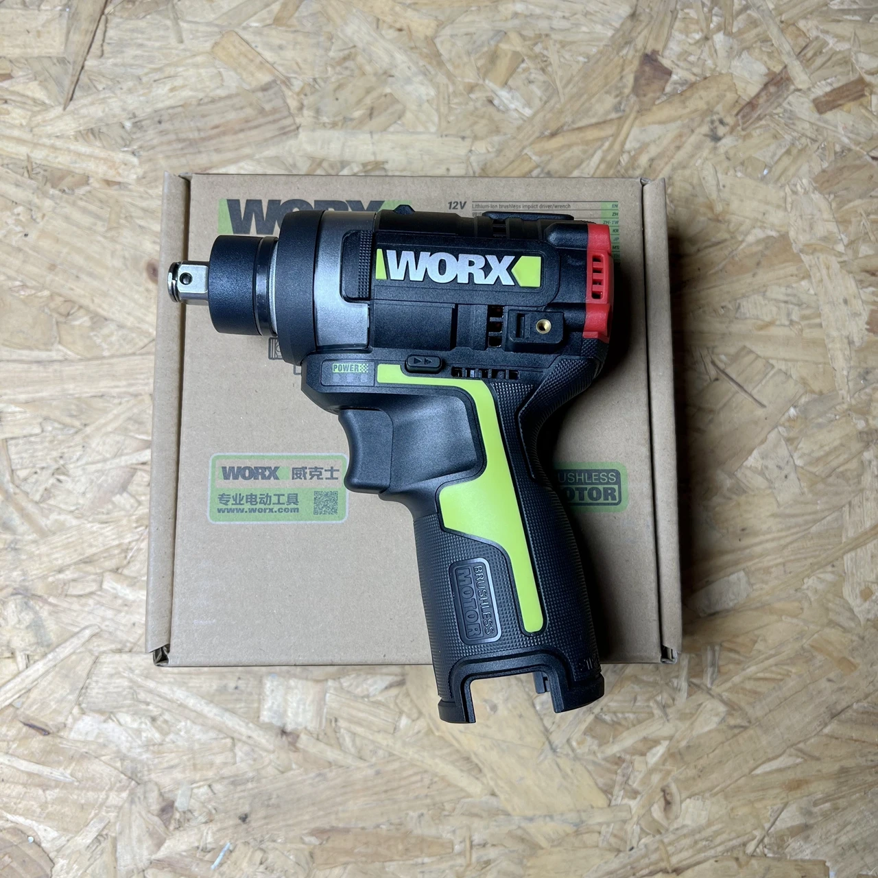 Parafusadeira de Impacto WORX WU132T, Furadeira Elétrica com Bateria de Lítio Sem Escovas, Multifuncional