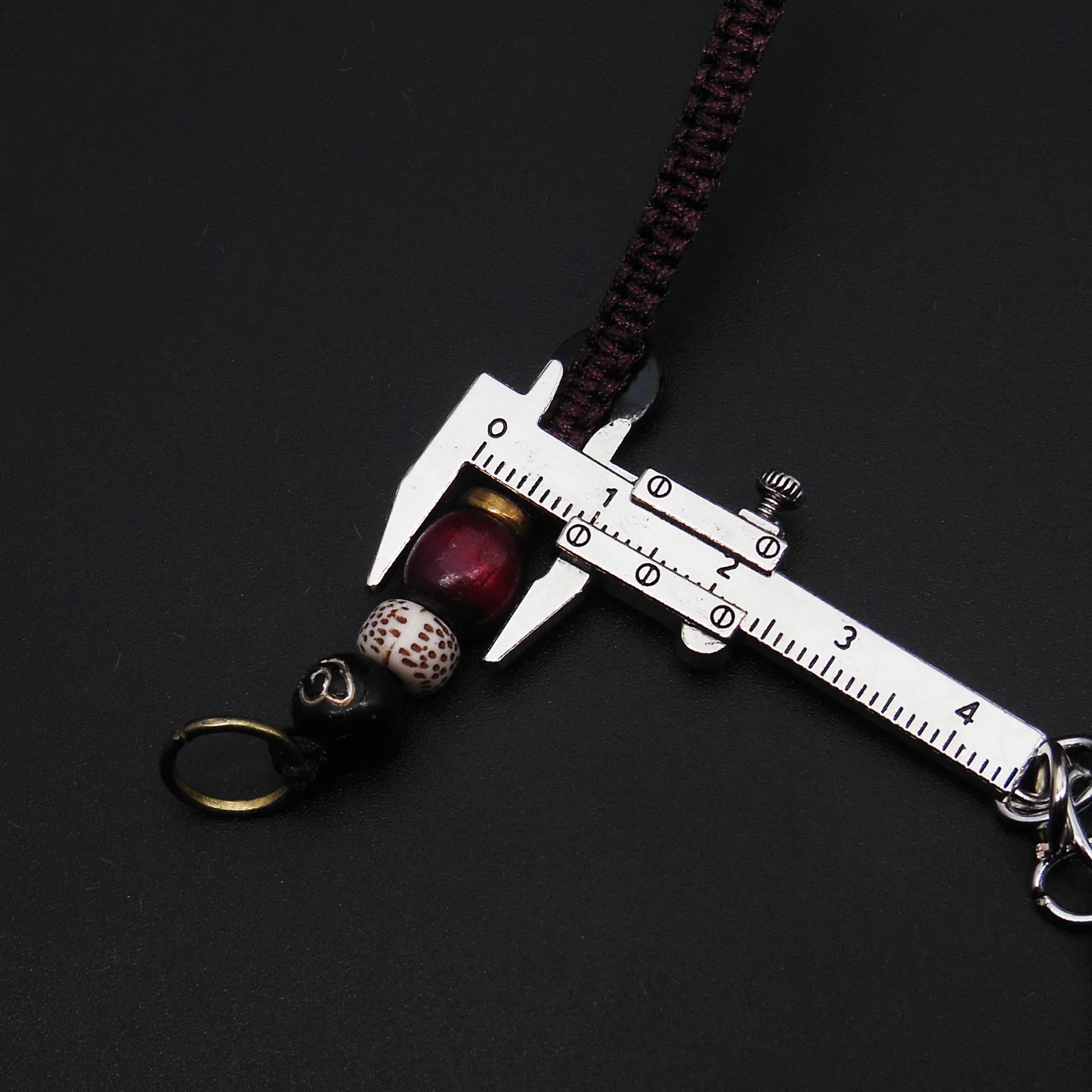 Hot Sale Car Key Mini Vernier Caliper Portable 0-40mm keychain Wholesale Measuring Tools Car key Chain Ring Ruler Caliper