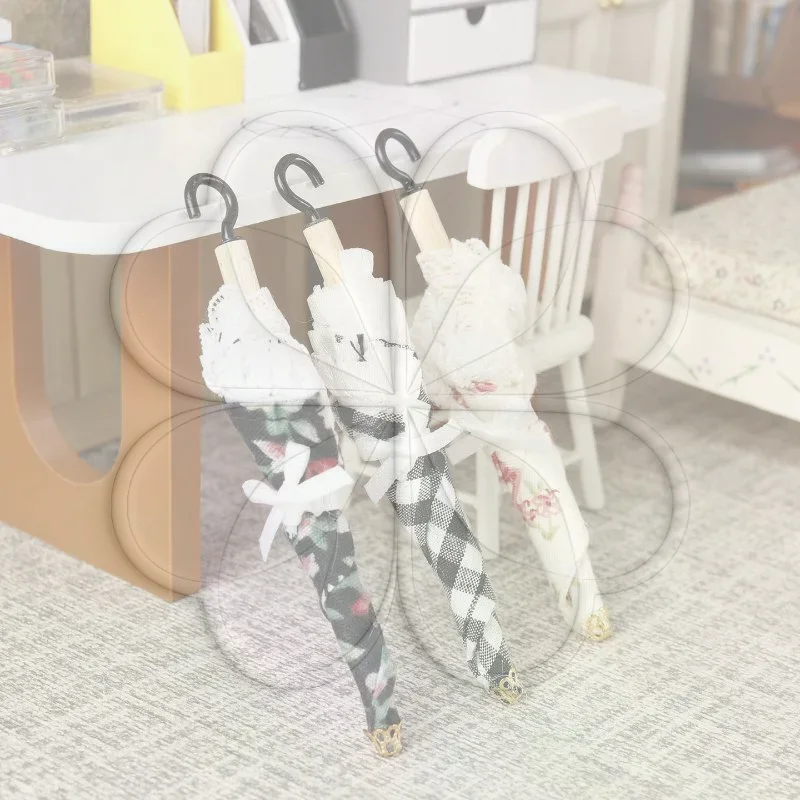 1Pcs Mini Doll Umbrella Accessory Cute Decorative Tiny Parasol Fit for 10cm Doll 1/6 Doll Long Leg Kitty Zsiga Home Display Dec