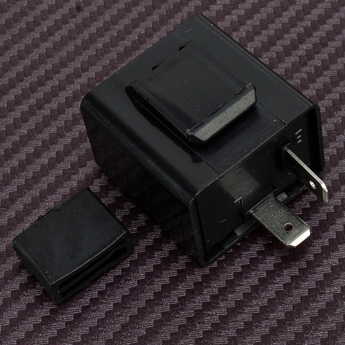 

Новое реле-прерыватель (флешер) для светодиодных указателей поворота 12В 0.1Вт-150Вт для электромотоциклов