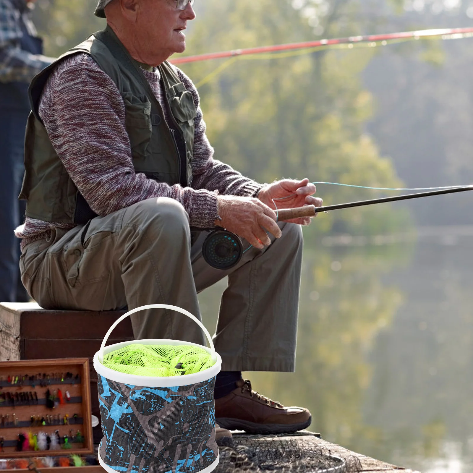 

Large Capacity Foldable Fishing Bucket Durable Breathable Mesh Design for Camping Fishing Gardening Outdoor Water Intake