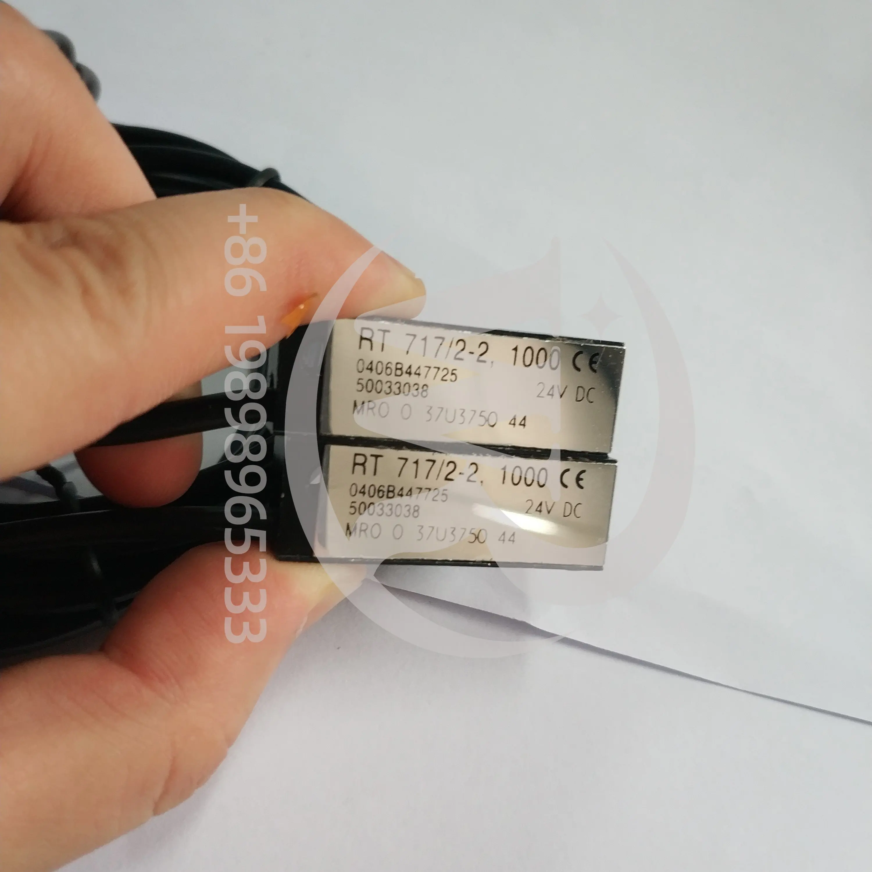 Roland Supplies Sensor Photocell RT717/2-2 MRO 037U375044  DC24V Roland 700/500/800