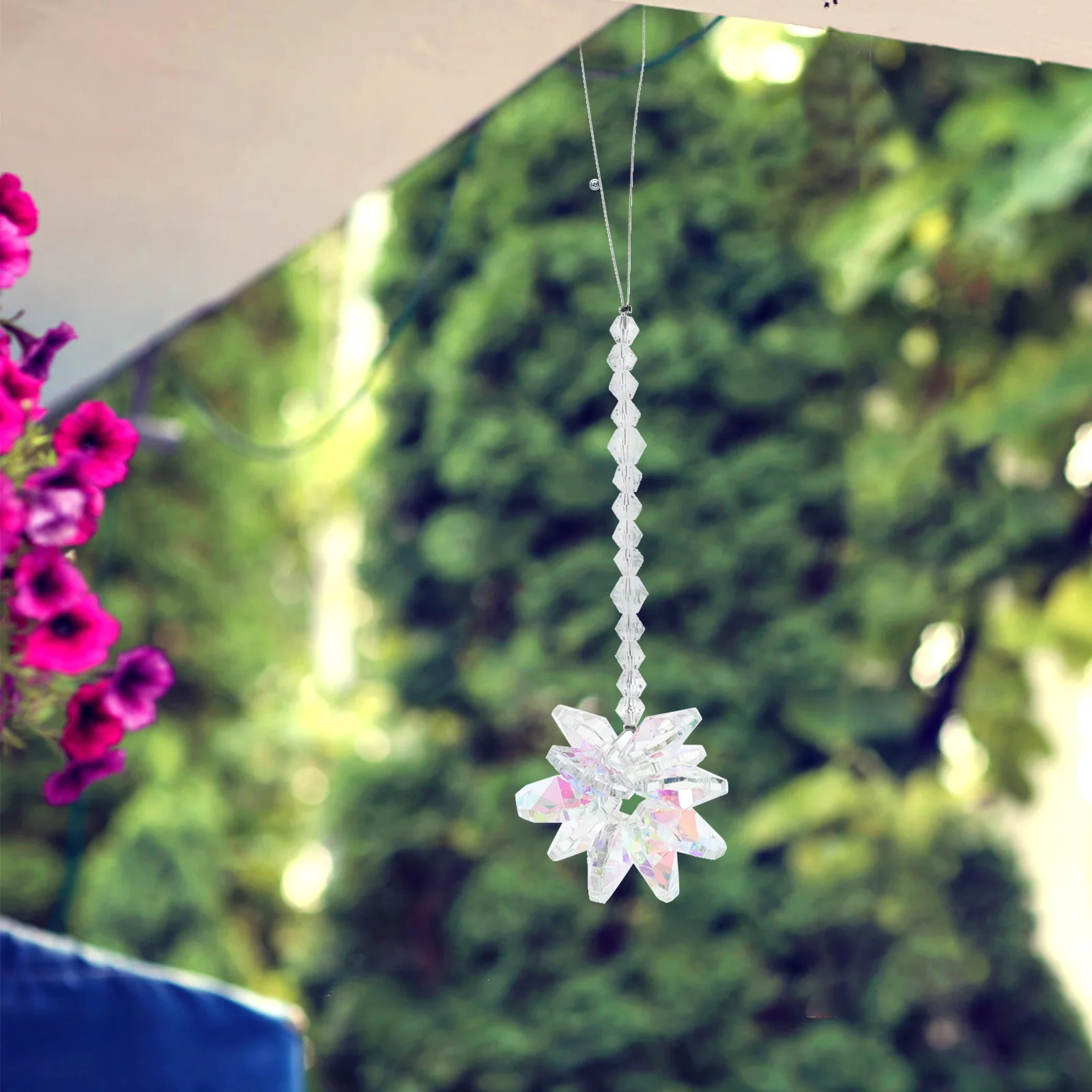 

Crystal Snowflake Hanging Decoration 3D Shiny Suncatcher for Window Garden Indoor Outdoor Decor Holiday Christmas Party Home