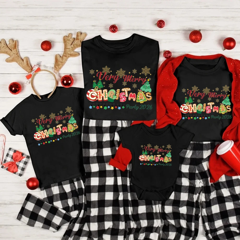 Very Merry Christmas Party 2026 Family Matching T‑Shirt Black Xmas Tops Look Mom Dad Kids Baby Romper Family Outfit