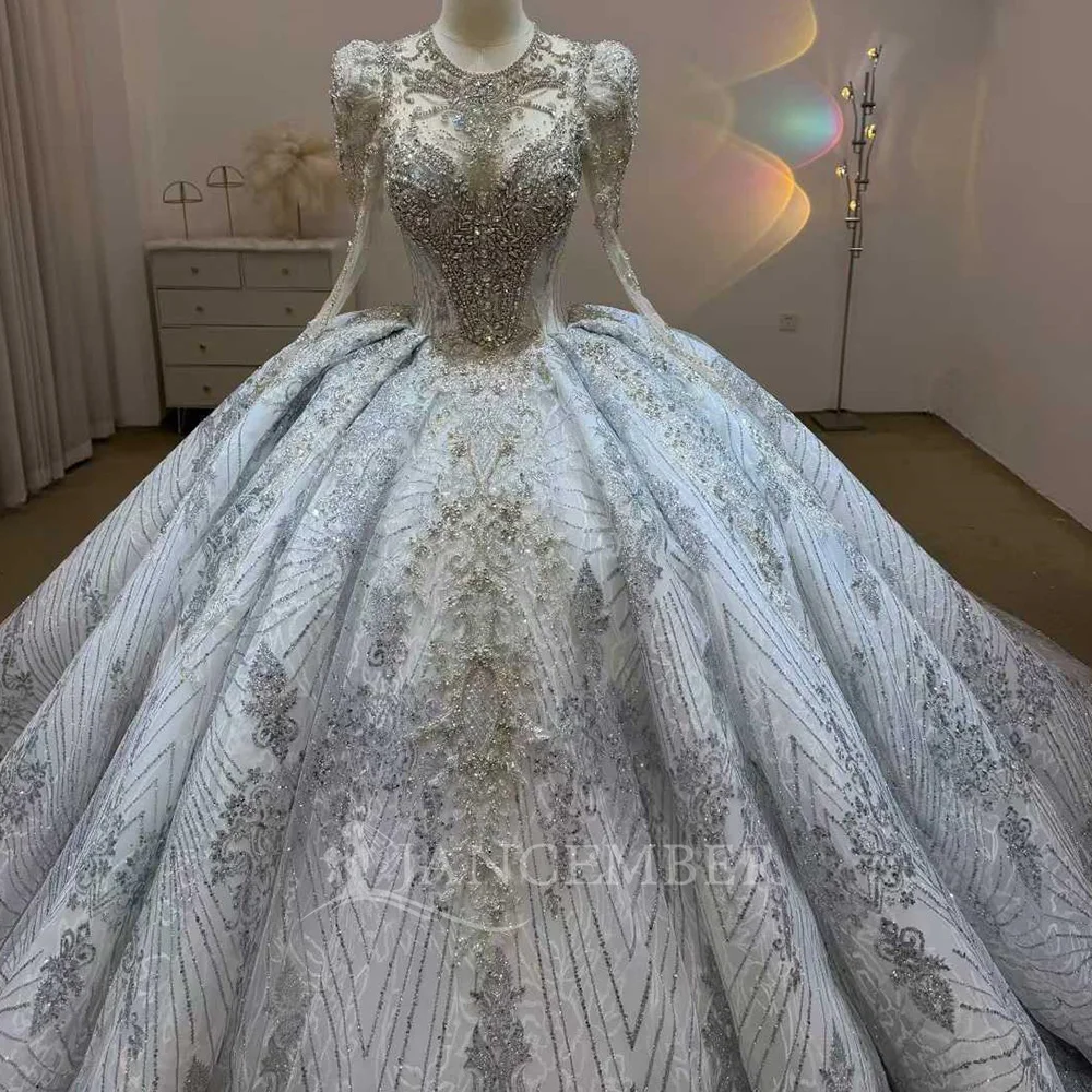 ชุดแต่งงานเจ้าหญิงสุดหรู ทรงบอลกาวน์ ผ้าออร์แกนซ่า คอทรงโอ ชุดเจ้าสาวแบบมีชายกระโปรงยาว สามารถสั่งตัดได้  ชุดแต่งงานแบบผูกเชือกด้านหลัง