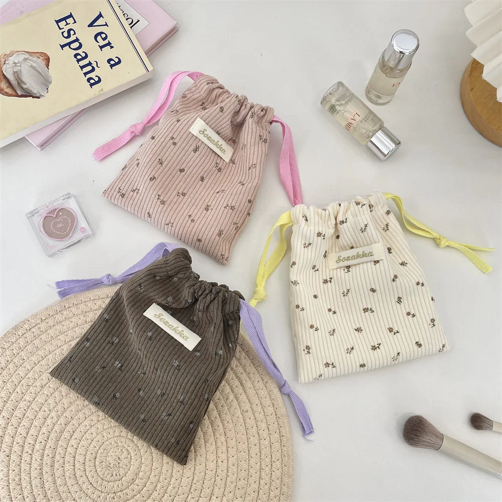 Sac de rangement floral en velours côtelé, sac à cordon de serrage pour rouge à lèvres et cosmétiques, trousse de maquillage à main pour voyage